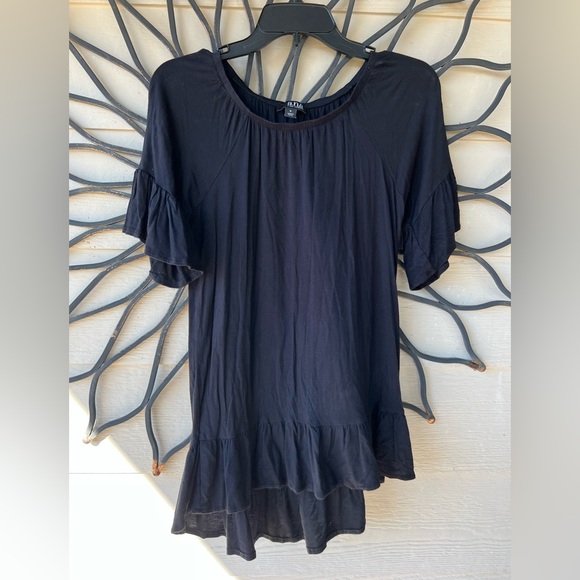 a.n.a | Tops | Ana Womens Black Ruffled Hem And A Ruffled Sleeves Short ...